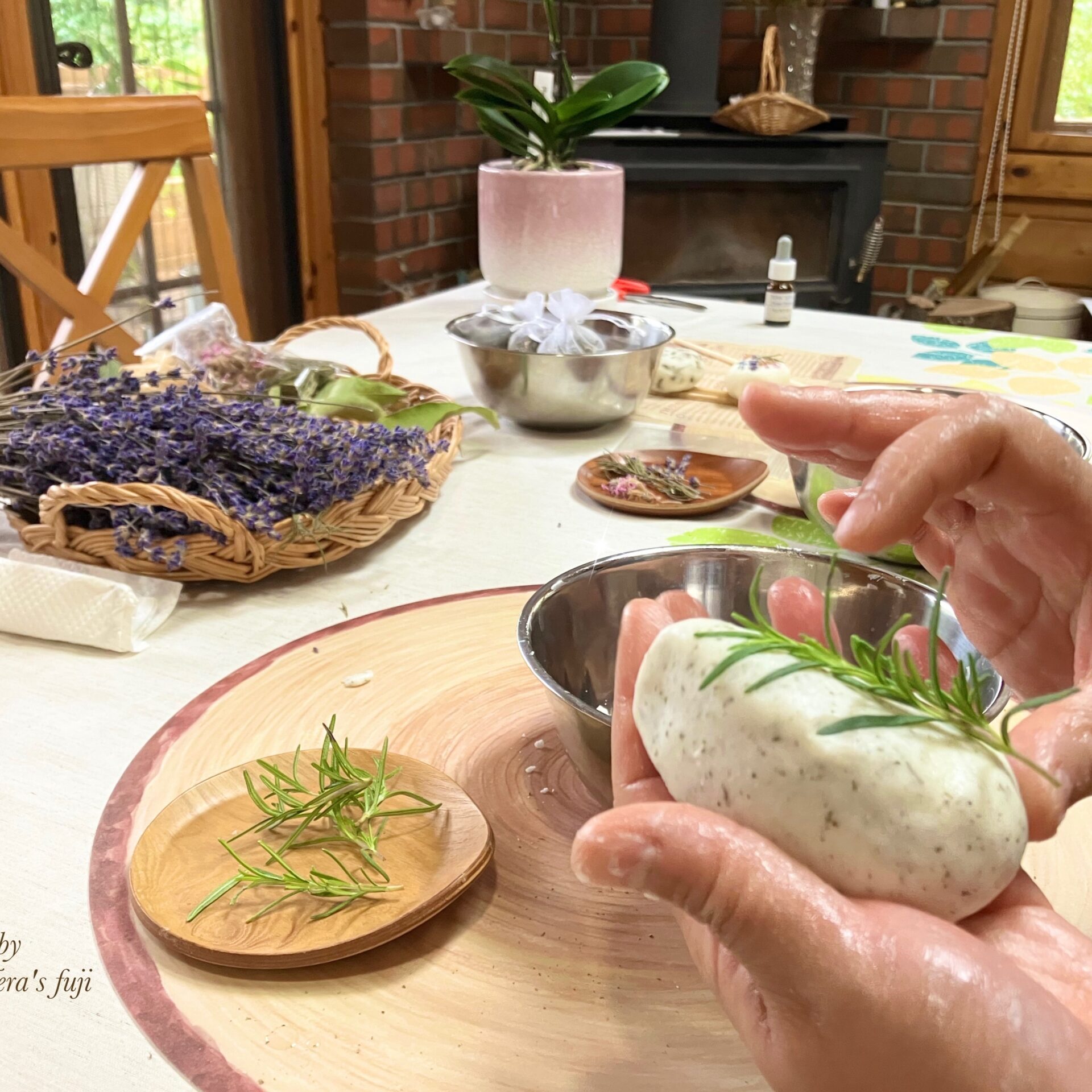 石けん制作中_2