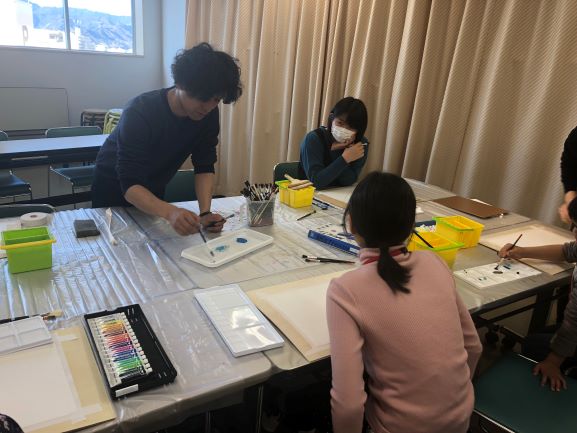 本気で挑戦 子どもの絵画教室 静岡朝日テレビカルチャー
